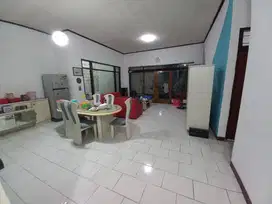 Dijual Rumah Dharmahusada Indah Barat Surabaya Bagus Terawat