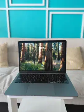 MACBOOK AIR RETINA M1 2020 RAM 8GB SSD 128GB