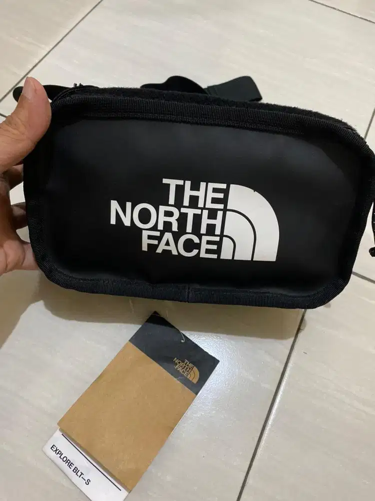 Tas pinggang the nort face