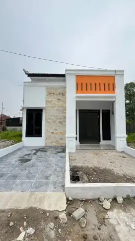 RUMAH MODERN BERNUANSA BALI HARGA MURAH