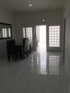 Disewa Rumah Singgasana Pradana Nyaman Bagus Siap Huni