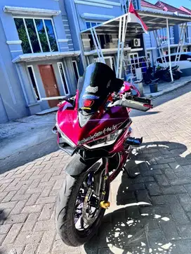 Yamaha YZF-R25 V2