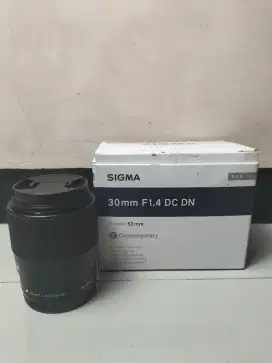 Lensa sigma 30mm F1.4 For Canon Fullshet Box Mulus