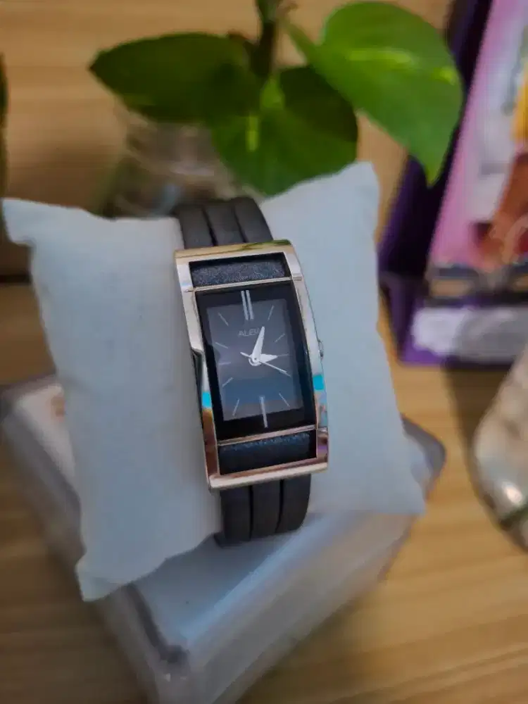Jam wanita Alba ori Kulas