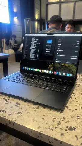 Macbook air M2 13inc 8/256gb (midnight)