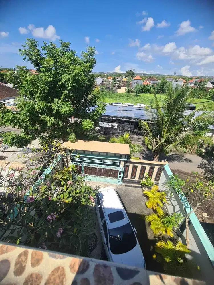 DIJUAL RUMAH 3 Lantai area Jimbaran Dekat Bypass Tol Bali Mandara