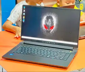 ALIENWARE M15 R7 core i7 gen12 ram 32gb SSD 1TB DUAL VGA NVIDIA & IRIS
