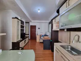 For Rent - Apartemen 2 Kamar Medit 2 Lantai Rendah