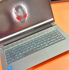 LAPTOP ALIENWARE M15 R7 core i7 gen12 ram 32gb SSD 1TB DUAL VGA NVIDIA