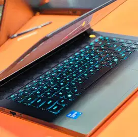 LAPTOP GAMING ALIENWARE M15 R7 core i7 gen12 ram 32gb SSD 1TB DUAL VGA
