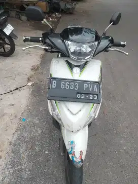 Motor Mio J 2013