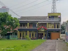 Rumah 3 lantai murah di solo baru area