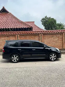 Grand Livina xv 1.5 mt