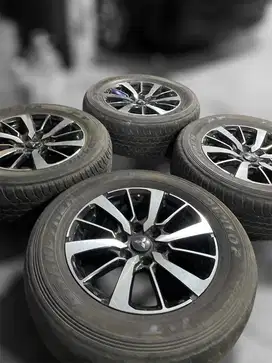 VELG New PAJERO DAKAR ORIGINAL OEM R18 2017