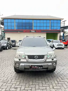 Nissan Xtrail 2.5 XT A/T Silver 2005  krista confero ertiga glory crv