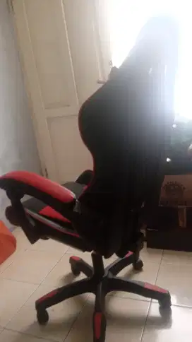 KURSI GAMING (ada PIJAT)