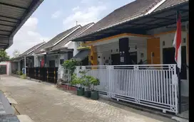 Rumah dijual dalam perumahan di karangmojo purwomartani