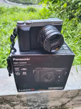 Lumix DMC-GX85K Full Set - Mulus Parah