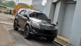 [ 4X4 ] Toyota Grand Fortuner 2.7 V AT Facelift 2011/2012