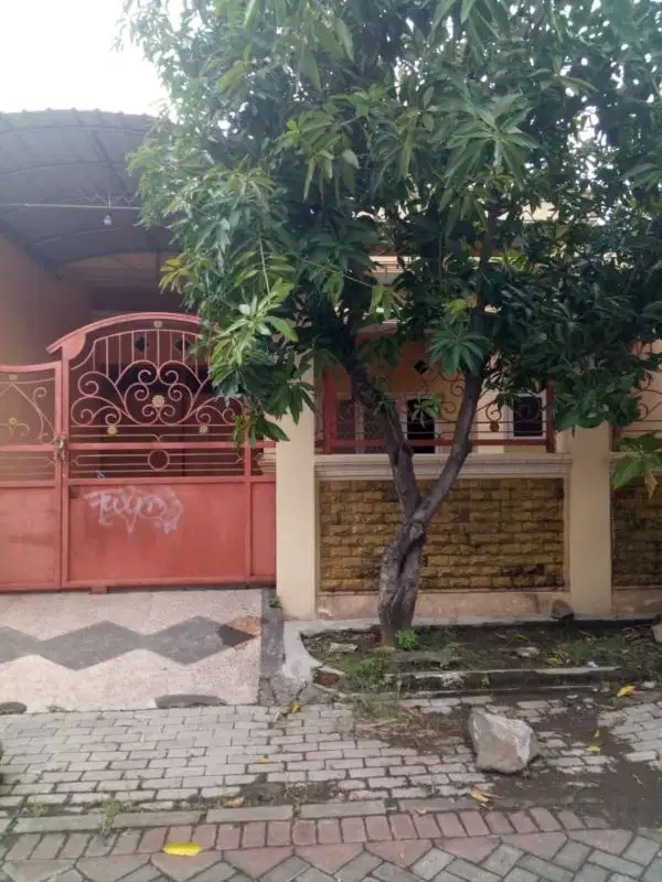 Dijual Rumah di Surabaya Selatan di Kutisari dekat UK Petra