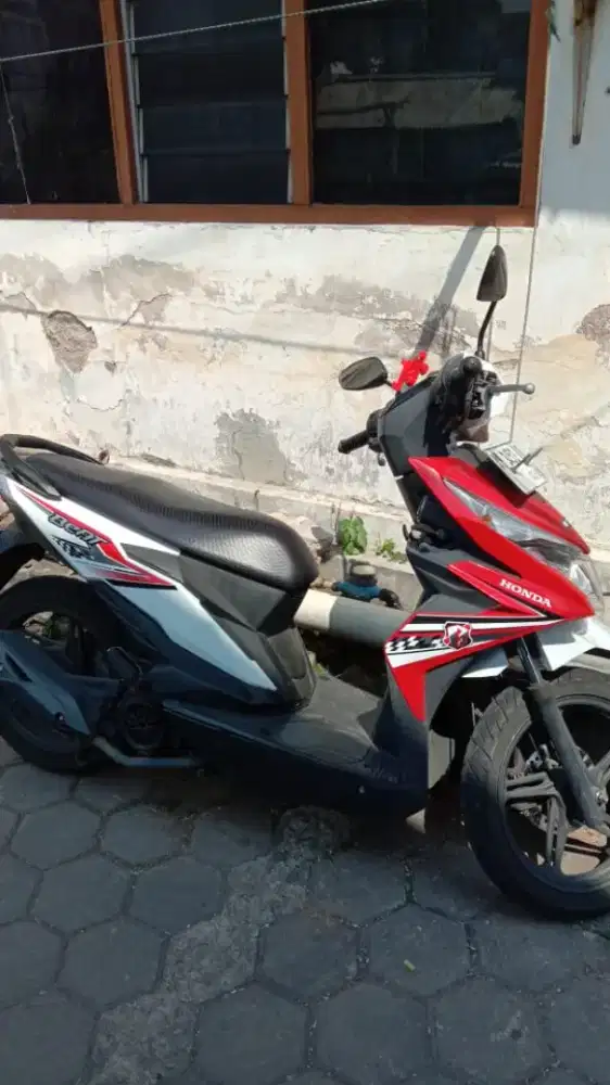 DiCARI.. BEAT 2013 up 2014 fi 2015 up 2016 iss 2017 up 2018 up 2019 FI