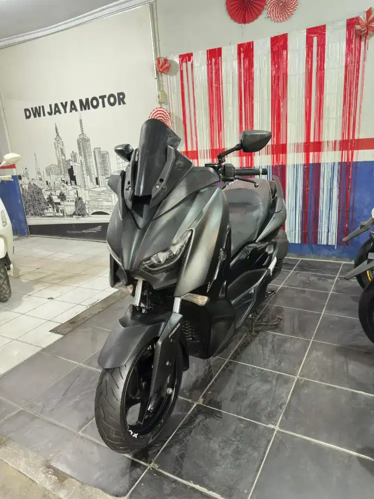 FOR SALE YAMAHA XMAX 2019FOR SALE YAMAHA XMAX 2019