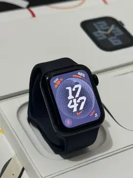 iBox Apple Watch SE Gen 2 40mm Midnight Fullset ID/A Garansi On 2025