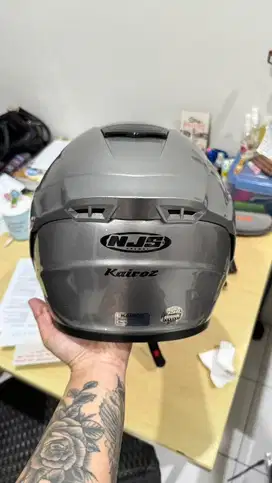 NJS Kairoz L silver