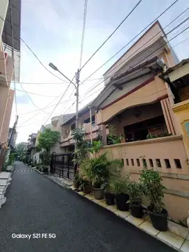 Jual Cepat Rumah 2 Lantai Siap Huni di Tanjung Duren Jakarta Barat