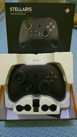 Cosmic Byte Stellaris Controller, 3 Modes Wifi + Bluetooth + Wired