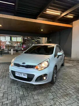 Kia Rio 2013 Bensin