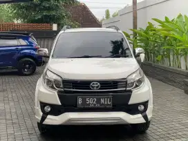 RUSH TRD MATIC , WARNA FAVORIT PUTIH
