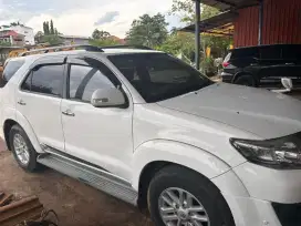 Di Jual mobil fortuner