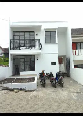 Promo Rumah 2 lantai strategis di bandung dkt terminal cicaheum