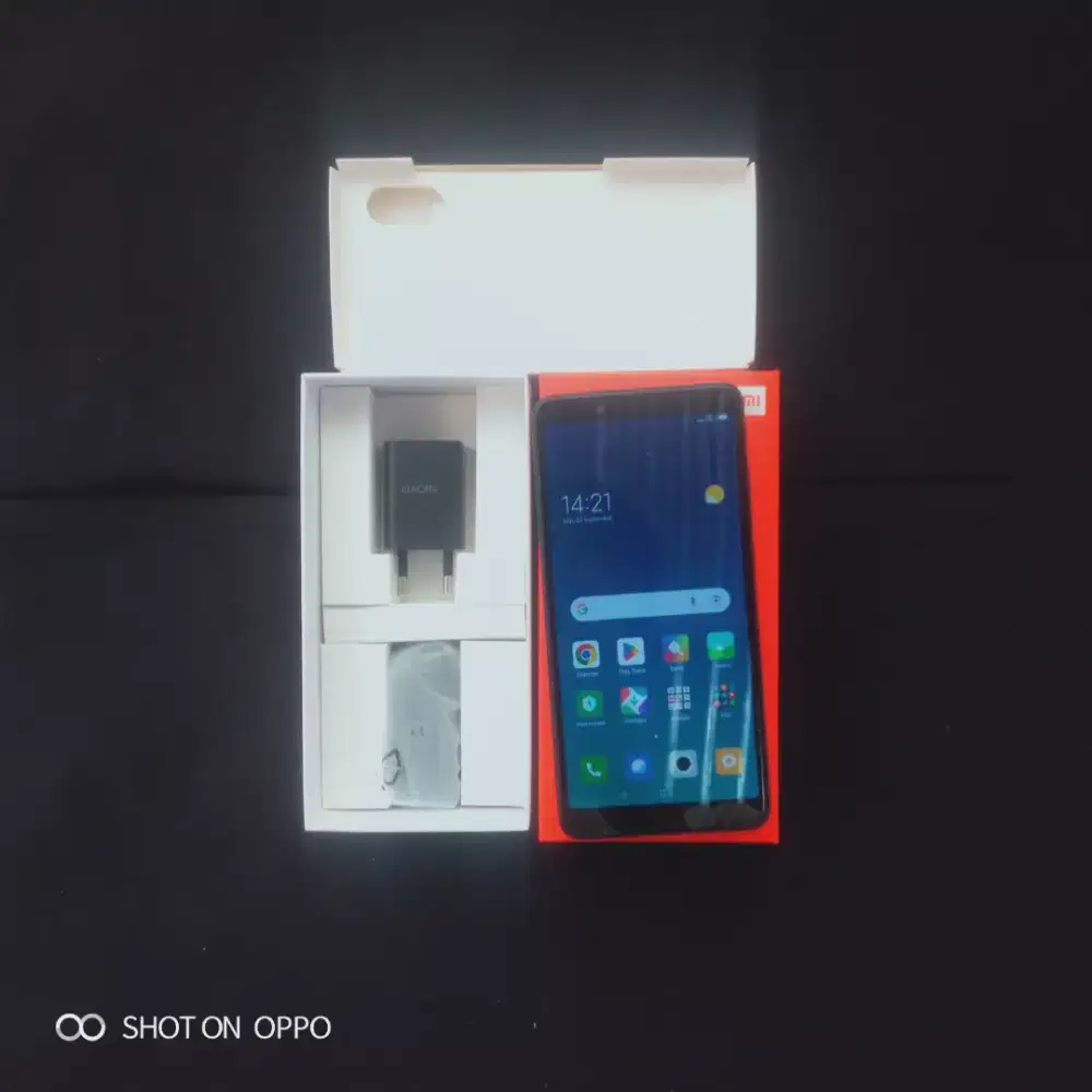 redmi note 5 ram 6/128gb hitam barang mulus .,