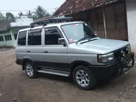 Di Jual Cepat Mobil Kijang Super KF42