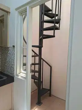 Termurah Dijual Rumah Siap Huni Sutorejo Tengah Semi Furnished 2 LT