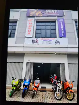 Dicari Marketing Live Medsos untuk jual motor baru dan second