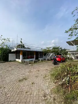 Ruang Usaha Ex Cafe Jual Murah Hitung Tanah di Dau Malang Nego