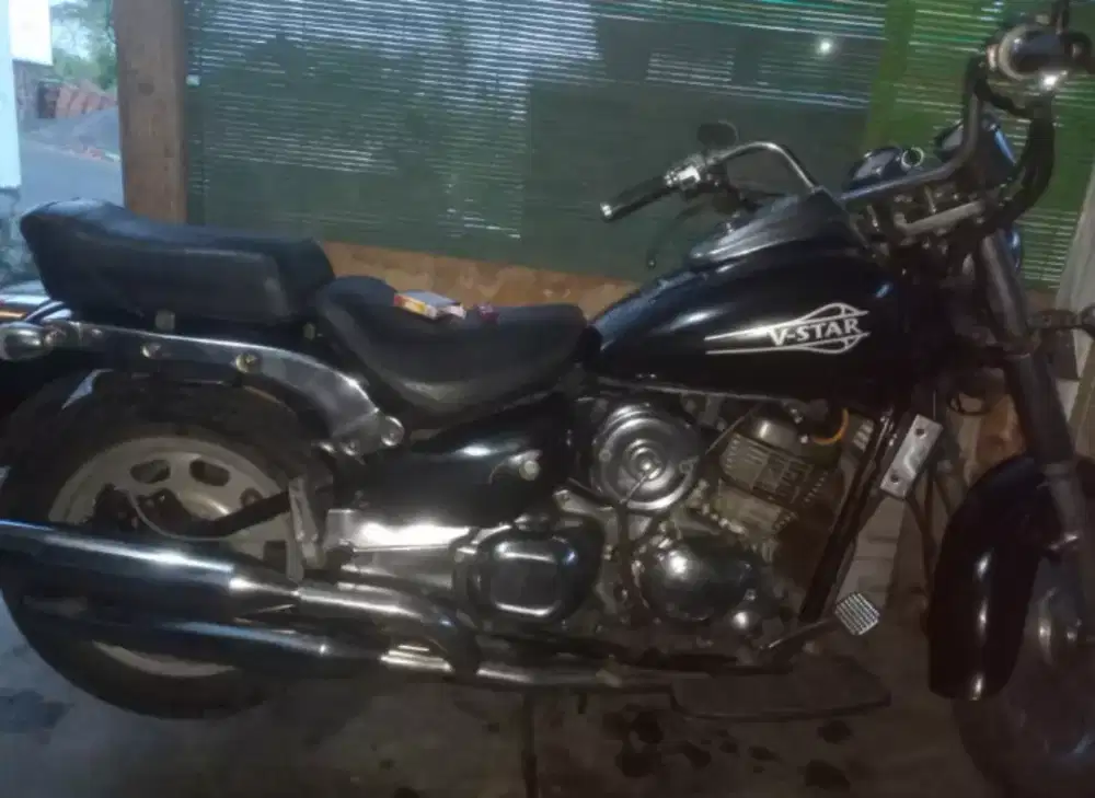 Motor Kanzen KC 125 V Star 125cc