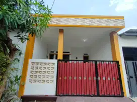 DIJUAL RUMAH NYAMAN & STRATEGIS DI PERUMAHAN BEKASI TIMUR REGENCY