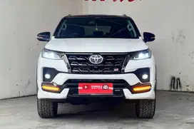 Toyota Fortuner VRZ TRD AT 2020 Putih