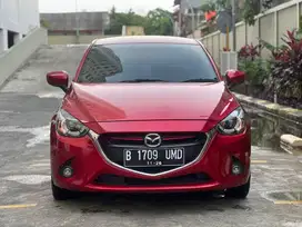 MAZDA 2 R 1.5 AT SKYACTIV 2016 MERAH KM LOW 67rb