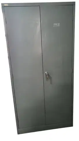 Lemari Besi Arsip 2 Pintu (90x45x183 cm)