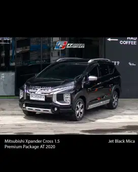 Mitsubishi Xpander Cross Premium AT 2020