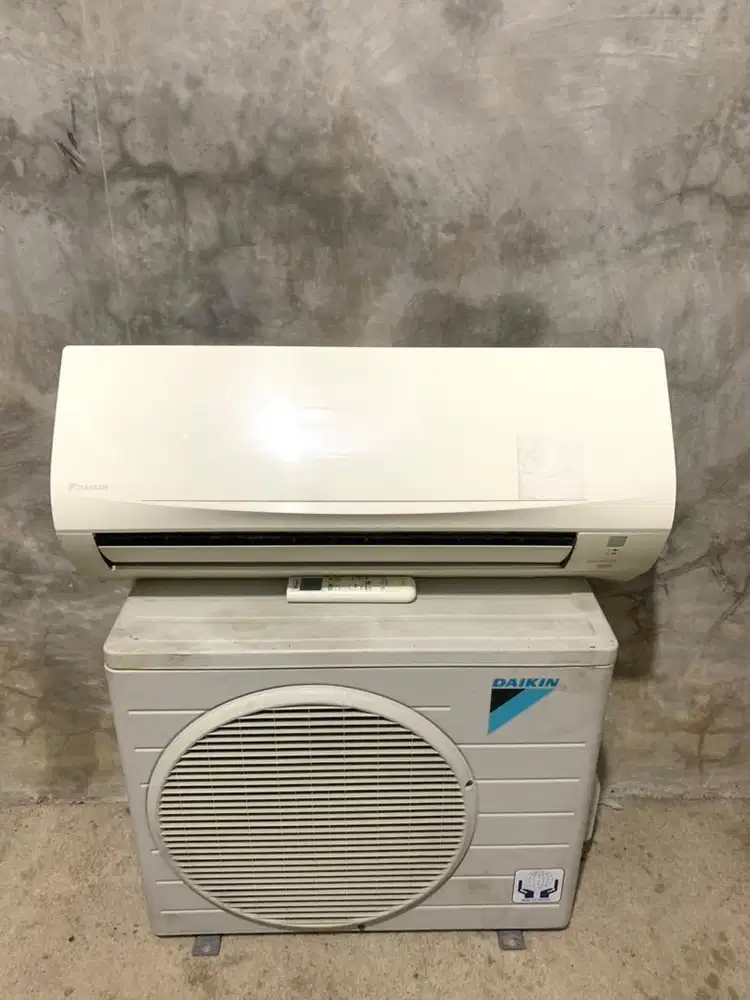 Ac Daikin 1,5pk thailand