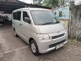Daihatsu Gran max AC Mini Bus Grandmax Granmax Grand Apv van box lux
