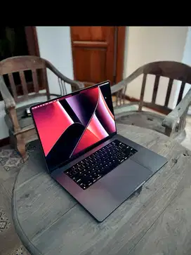 M1 Pro MacBook Pro 16 inch | Fullset, Dus Bawaan Asli