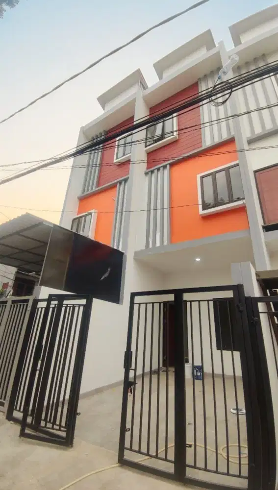 DIJUAL RUMAH BARU 4x14 TANJUNG DUREN, Jakarta Barat