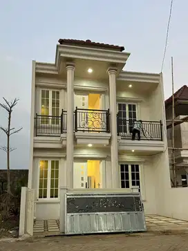 Rumah Sultan Lokasi emas nol jalan raya kepanjen